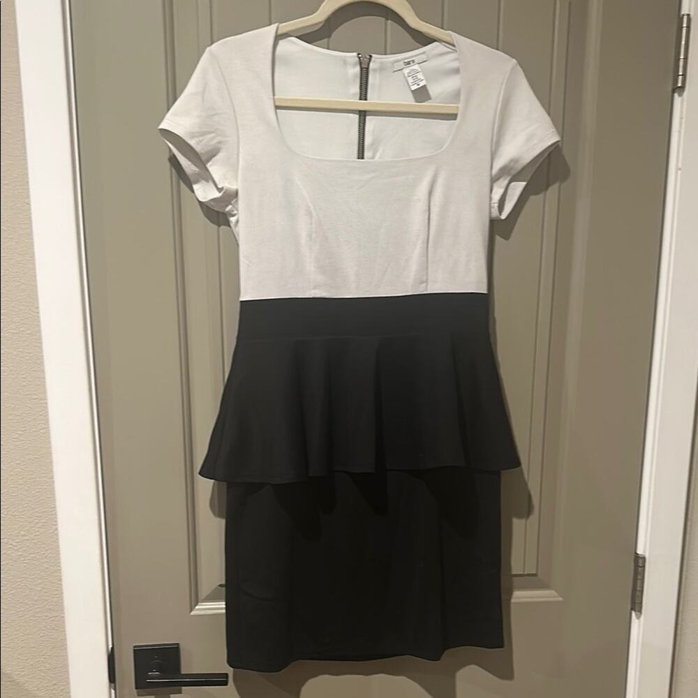 Bar III two-tone peplum dress M